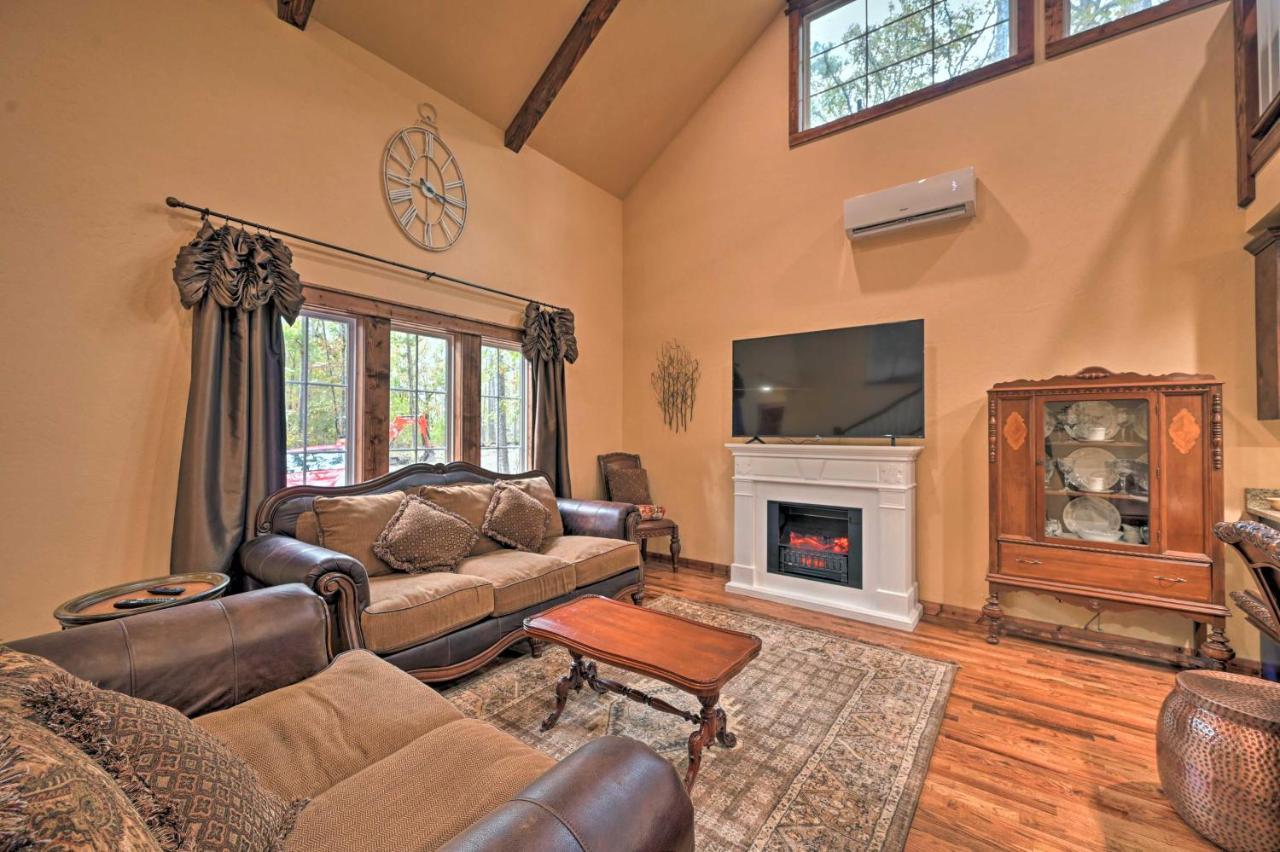 Tudor-Style Broken Bow Cottage With Hot Tub And Decks! Stephens Gap 외부 사진