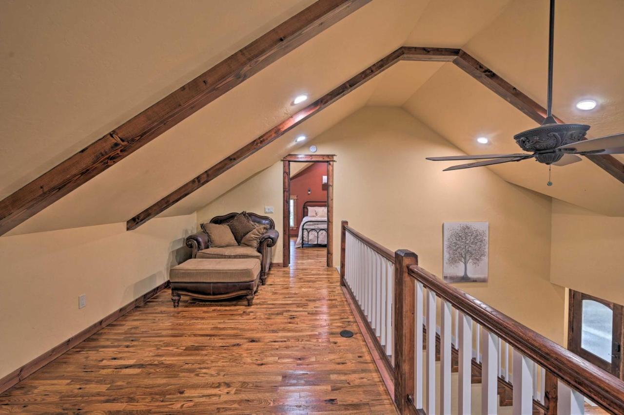 Tudor-Style Broken Bow Cottage With Hot Tub And Decks! Stephens Gap 외부 사진