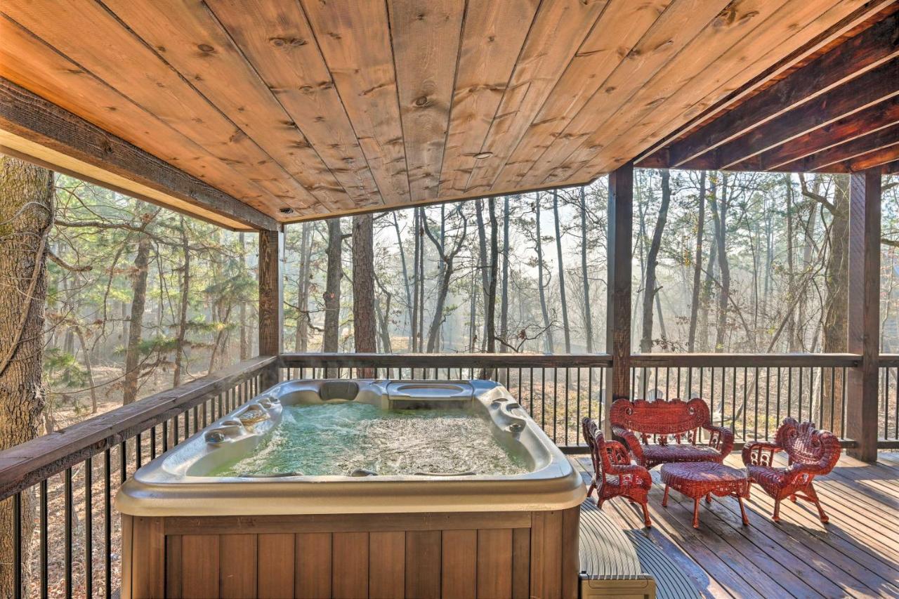 Tudor-Style Broken Bow Cottage With Hot Tub And Decks! Stephens Gap 외부 사진